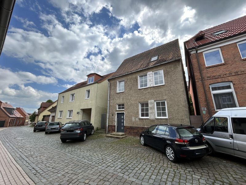 Stadthaus mit 5 Zimmern in Crivitz - sucht Handwerker
